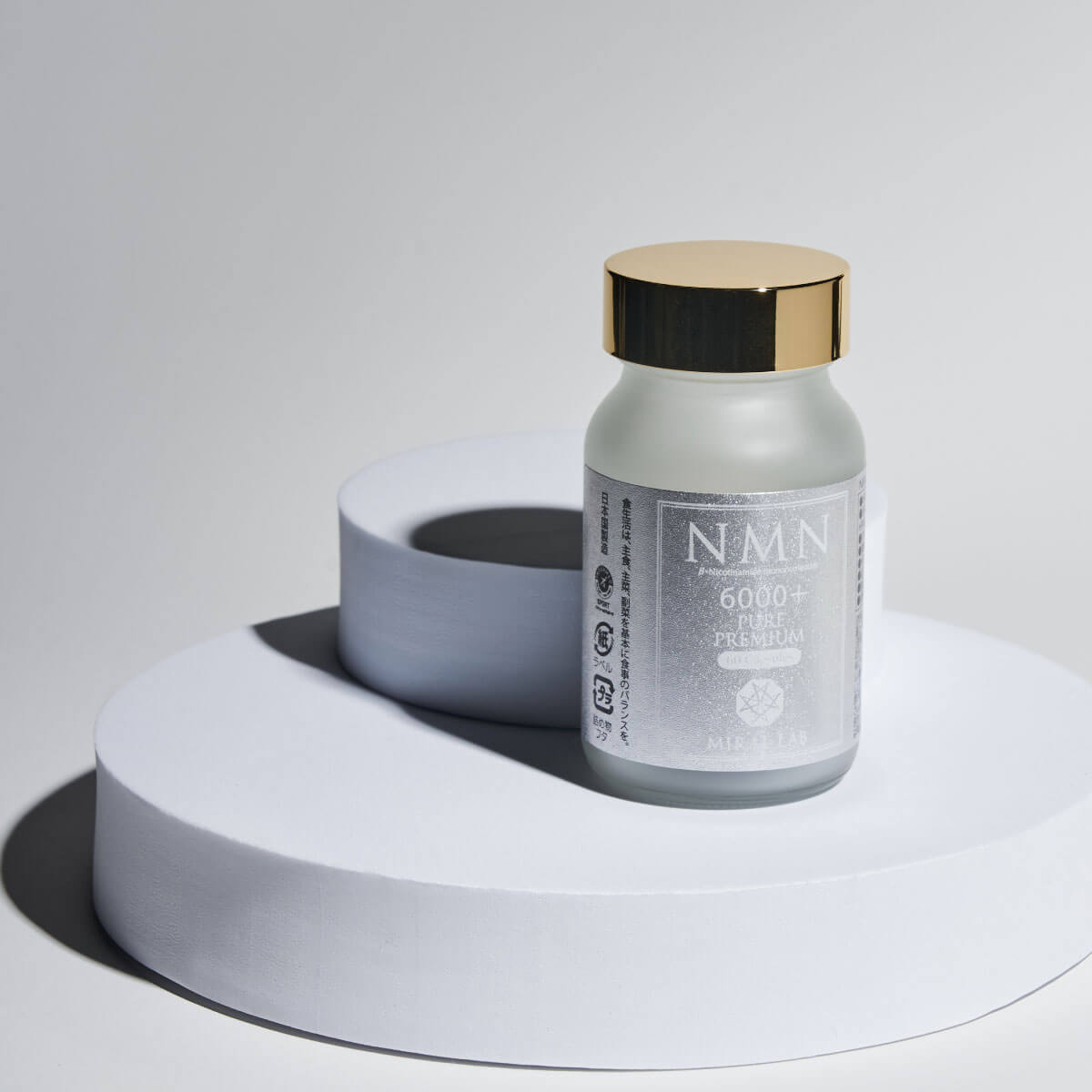 bottle containing 60 capsules of mirai lab's nmn 6000 pure supplement 